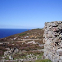 cliff-top-stone-wall