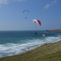 perranporth-hang-glider-takeoff